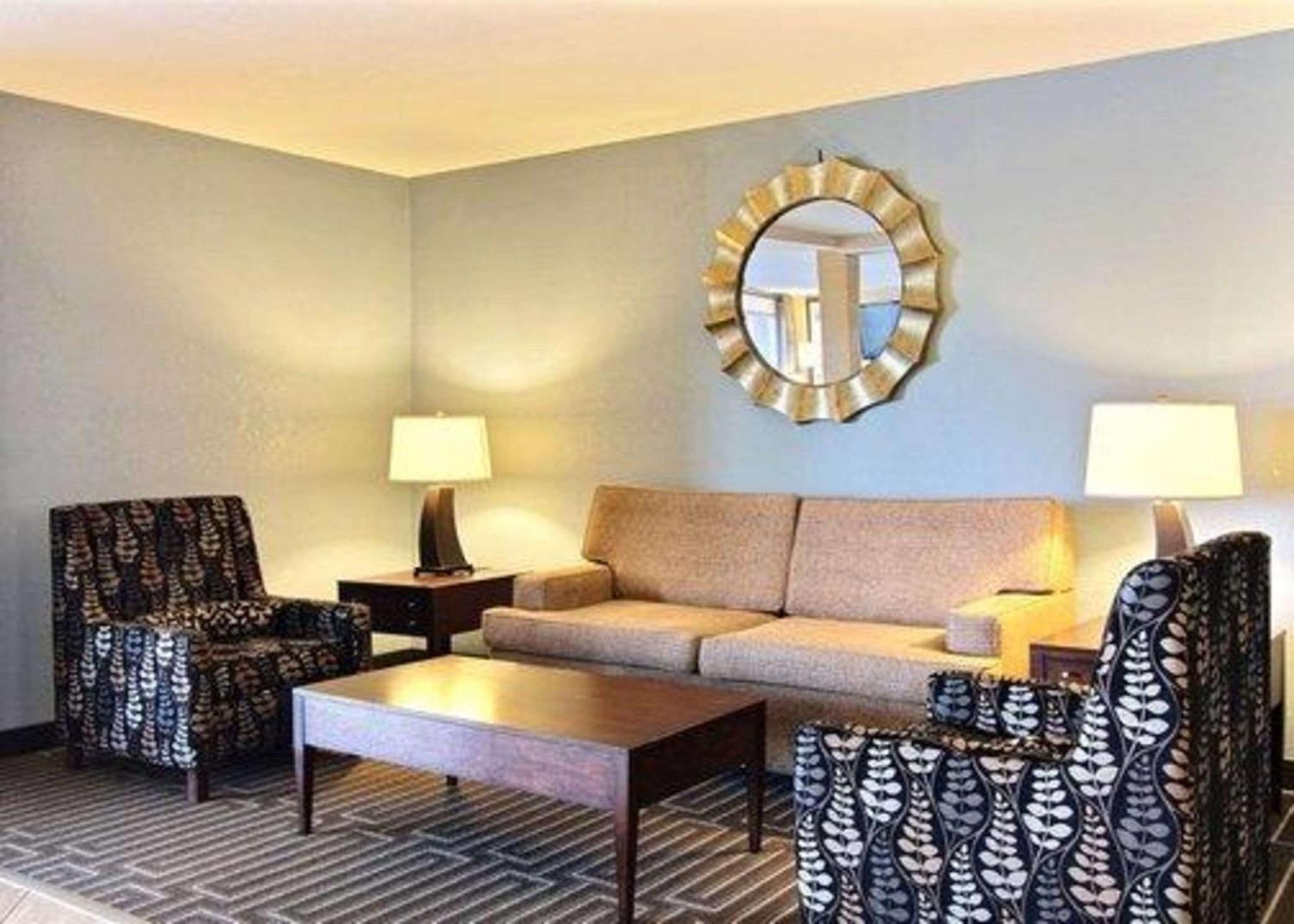 Quality Inn Thief River Falls Extérieur photo